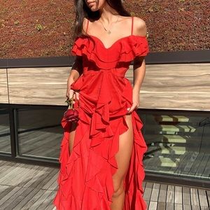 NWT PLT cold shoulder ruffle salsa maxi dress